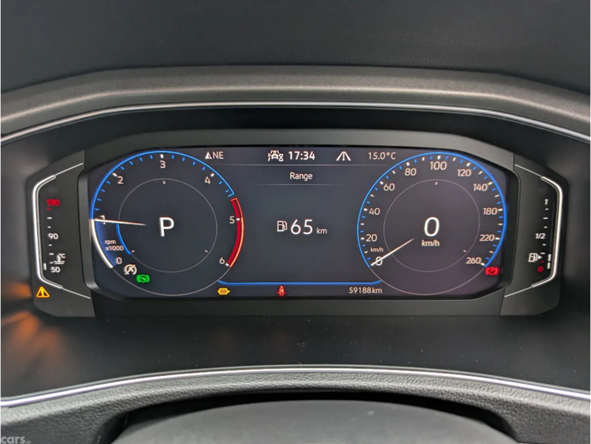 Volkswagen T-Roc SUV, Diesel, 2021, Blue