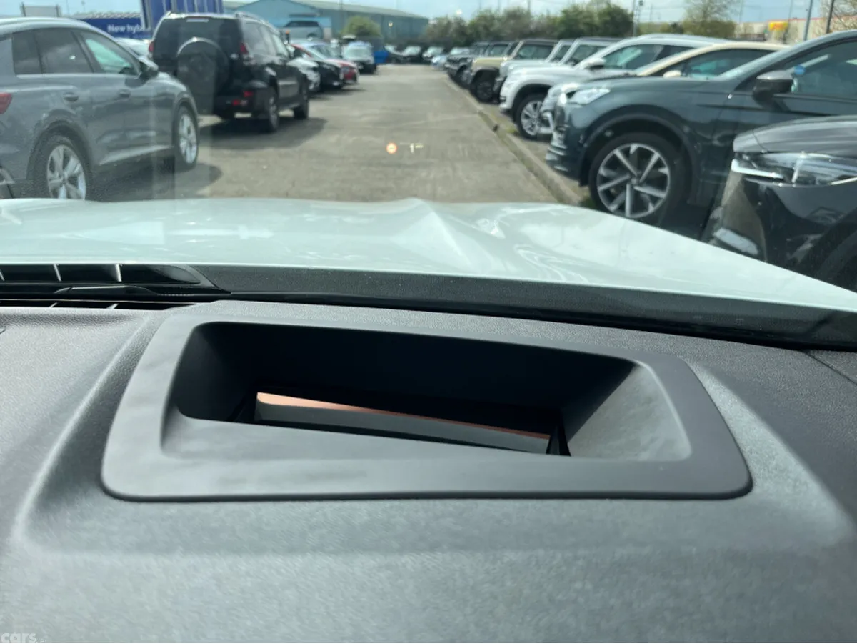 BMW X3 SUV, Petrol Plug-in Hybrid, 2023, White