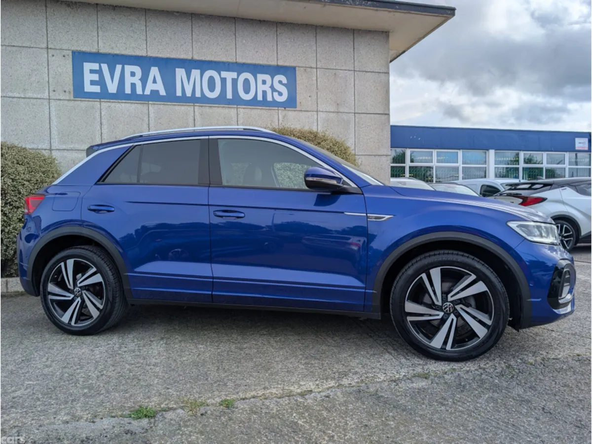 Volkswagen T-Roc SUV, Petrol, 2023, Blue