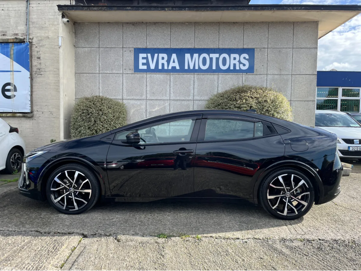 Toyota Prius Saloon, Petrol Plug-in Hybrid, 2024, Black