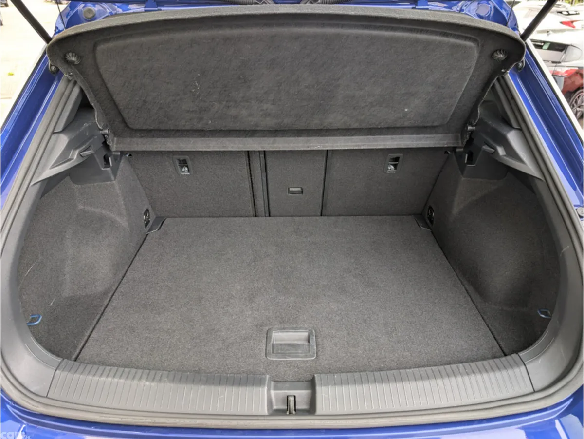 Volkswagen T-Roc SUV, Petrol, 2023, Blue