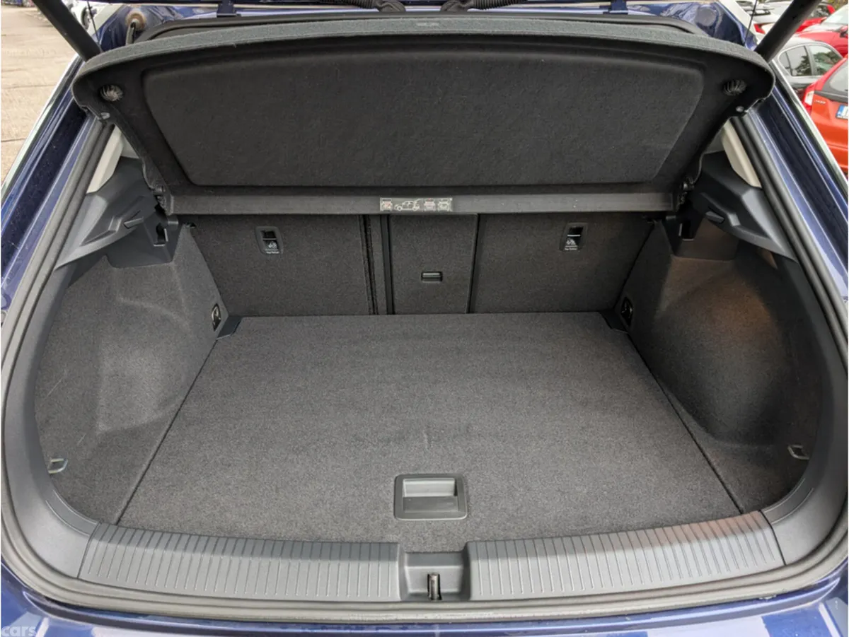 Volkswagen T-Roc SUV, Diesel, 2021, Blue