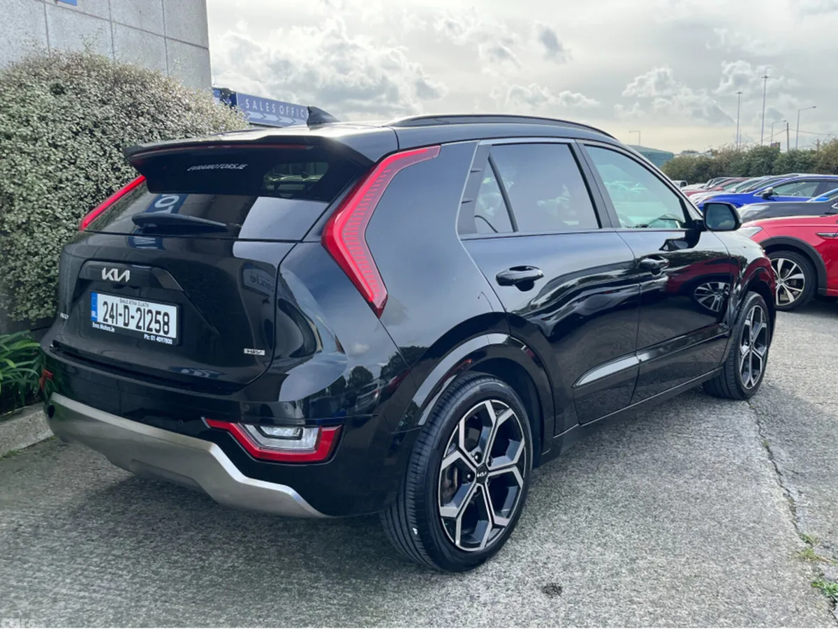 Kia Niro SUV, Petrol Hybrid, 2024, Black