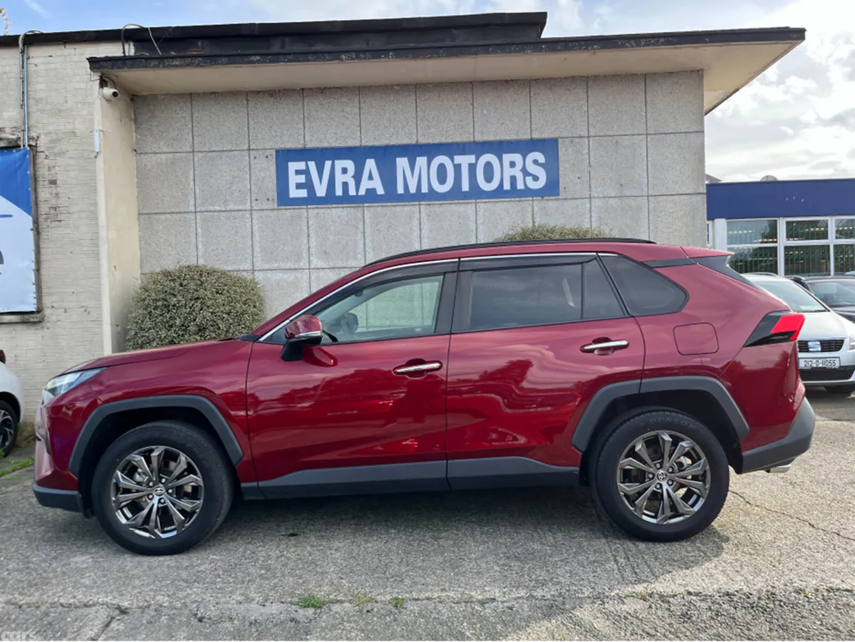 Toyota RAV4 SUV, Petrol Hybrid, 2022, Red