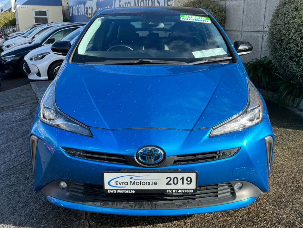 Toyota Prius Saloon, Petrol Hybrid, 2019, Blue