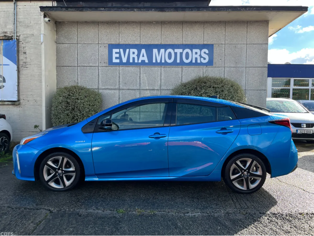 Toyota Prius Saloon, Petrol Hybrid, 2019, Blue