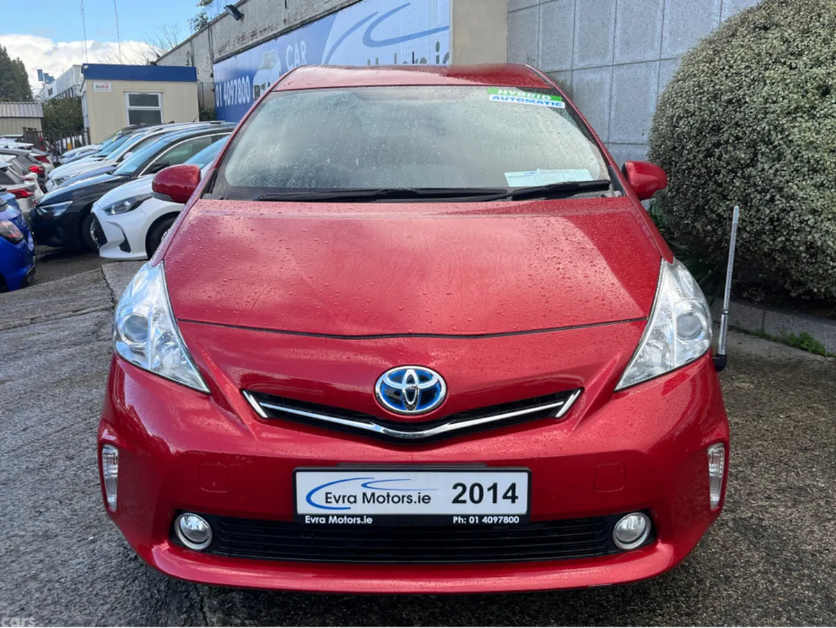 Toyota Prius MPV, Petrol Hybrid, 2014, Red