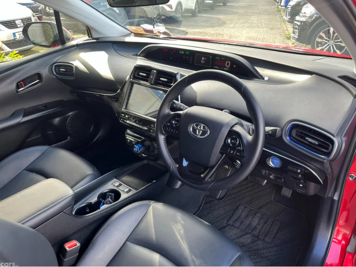 Toyota Prius Saloon, Petrol Hybrid, 2020, Red