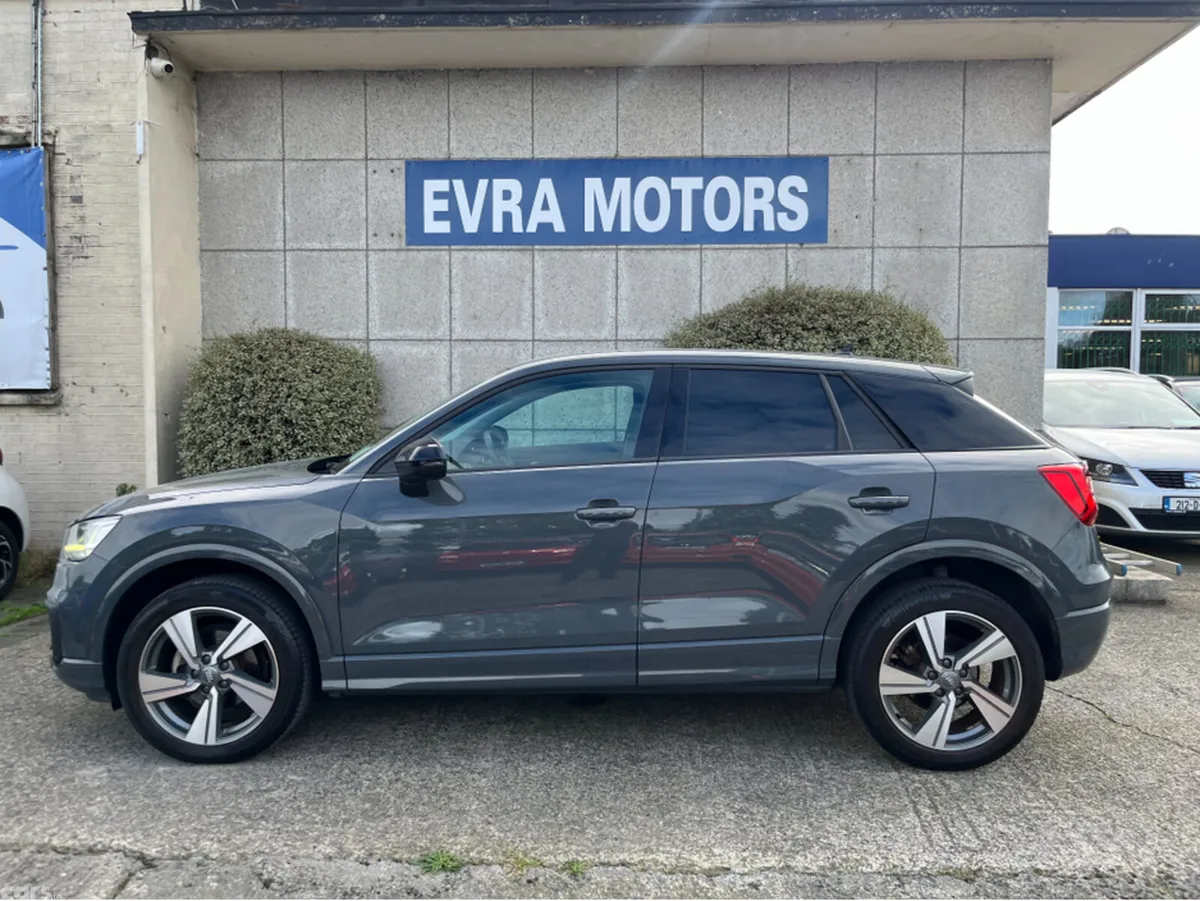 Audi Q2 SUV, Petrol, 2020, Grey