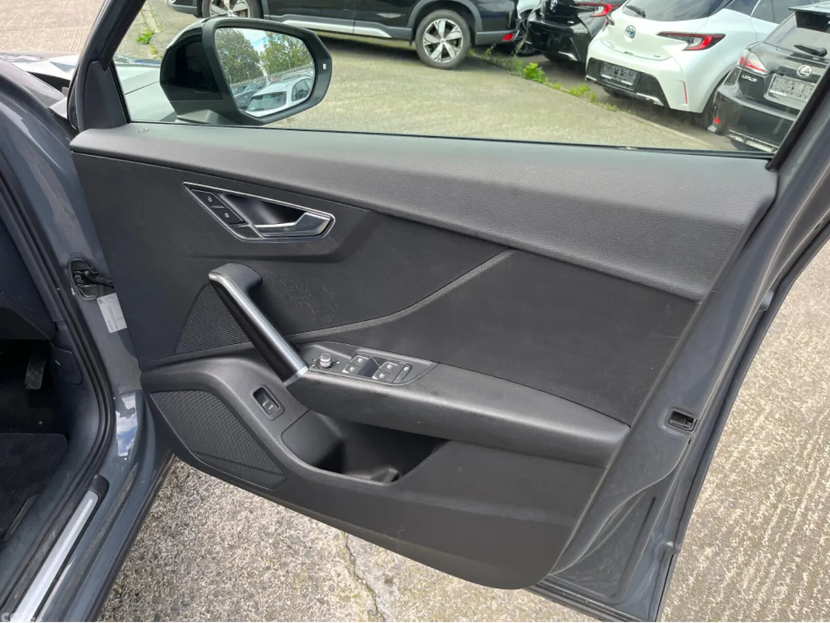 Audi Q2 SUV, Petrol, 2020, Grey