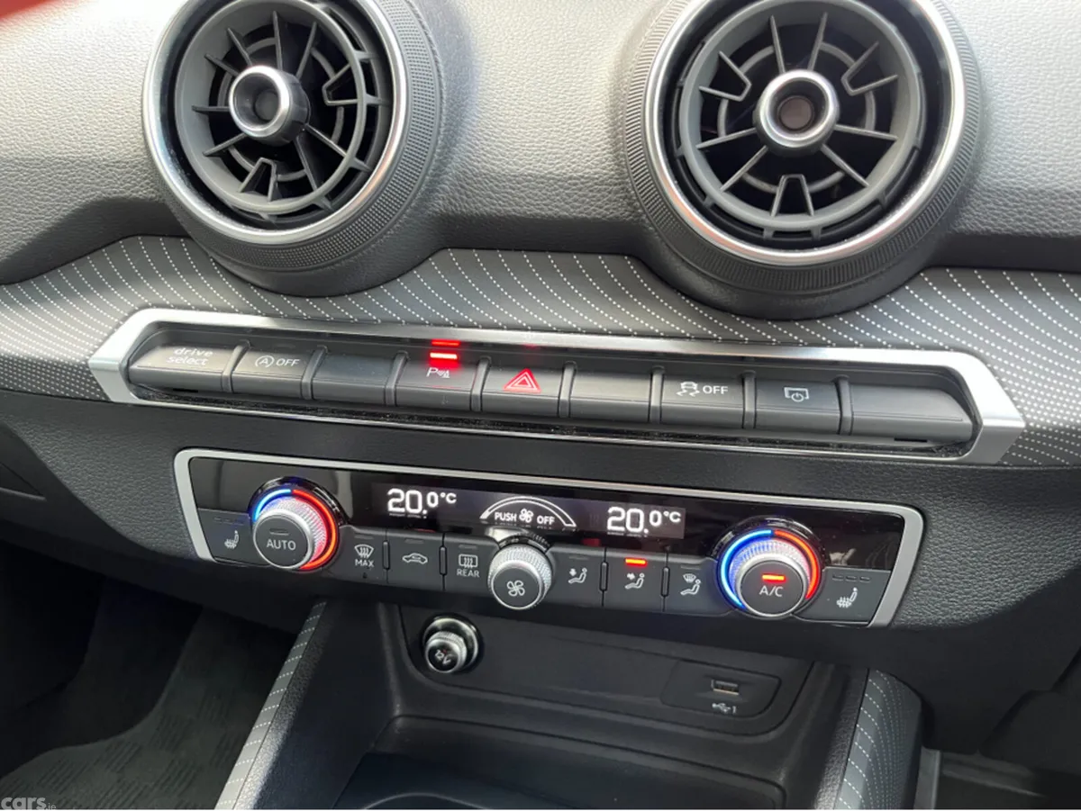 Audi Q2 SUV, Petrol, 2020, Grey