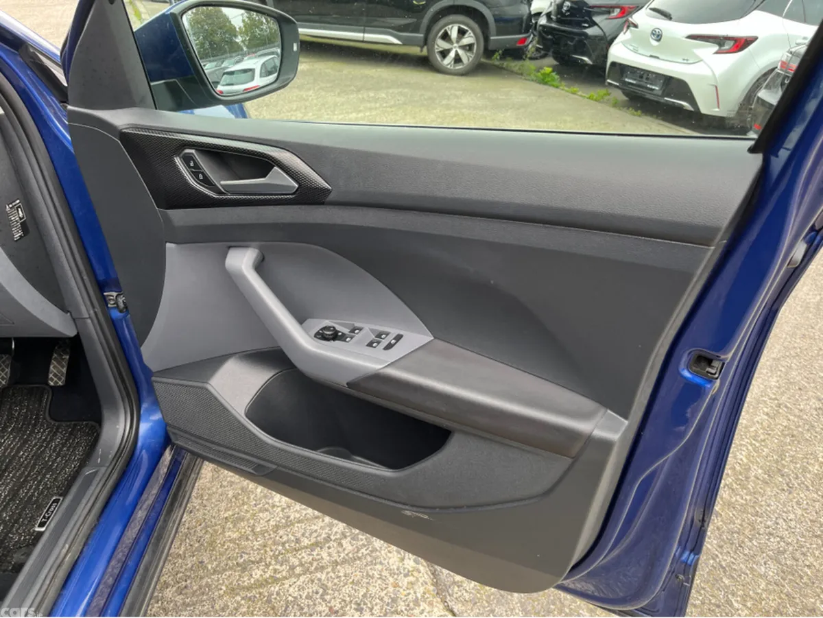 Volkswagen T-Cross SUV, Petrol, 2020, Blue