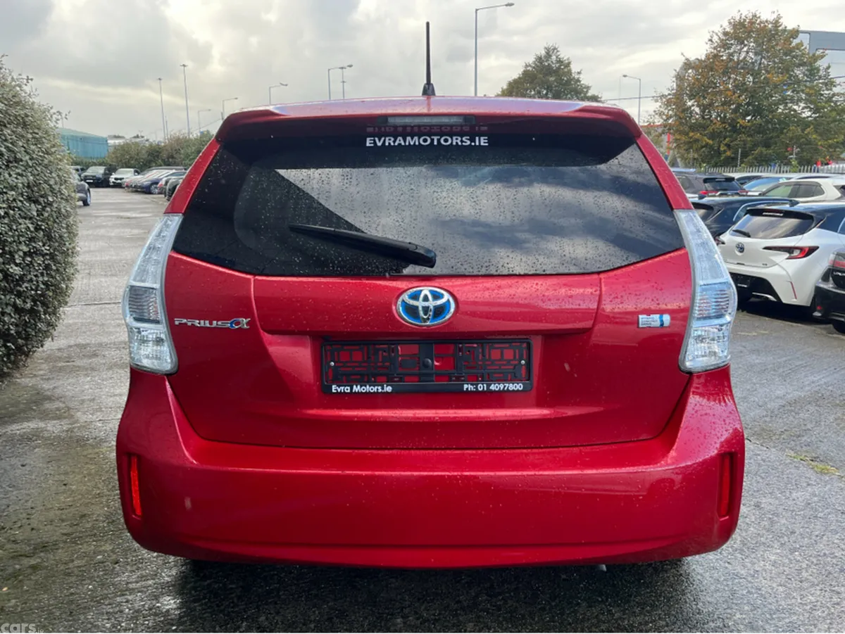 Toyota Prius MPV, Petrol Hybrid, 2014, Red