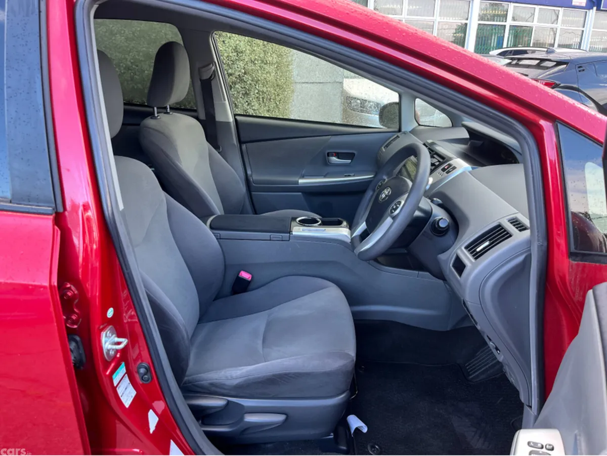 Toyota Prius MPV, Petrol Hybrid, 2014, Red