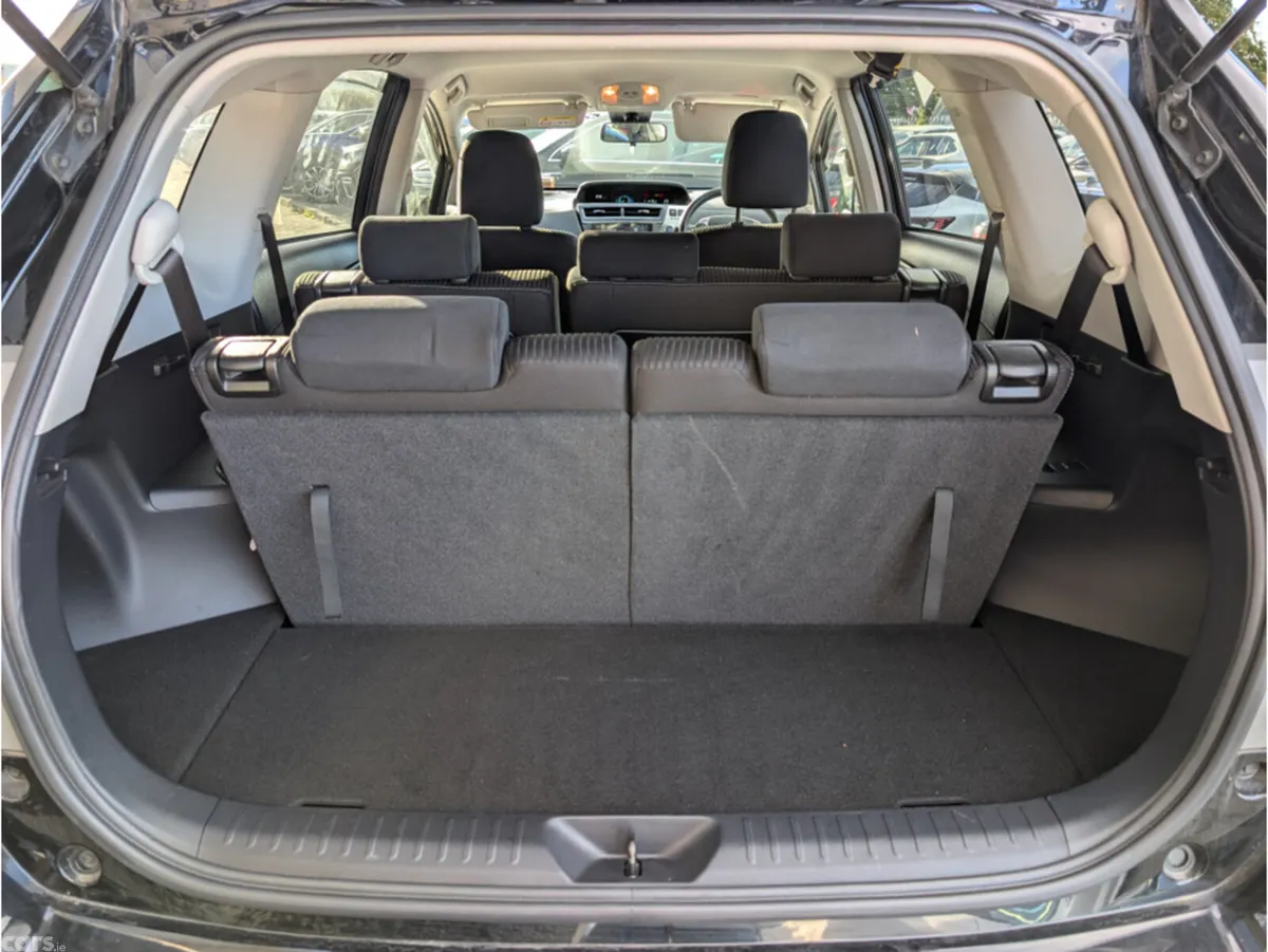 Toyota Prius MPV, Petrol Hybrid, 2018, Black