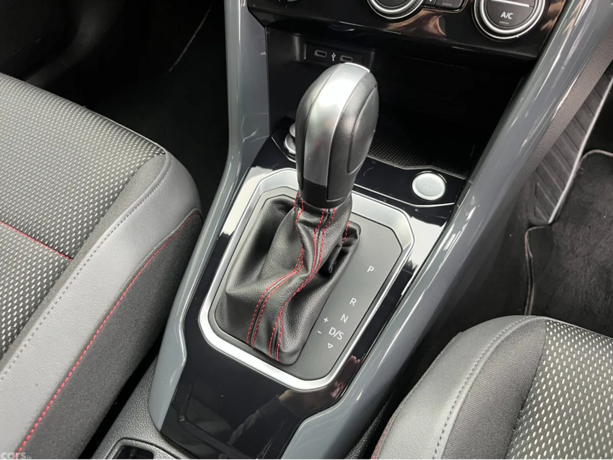 Volkswagen T-Roc SUV, Diesel, 2021, Grey