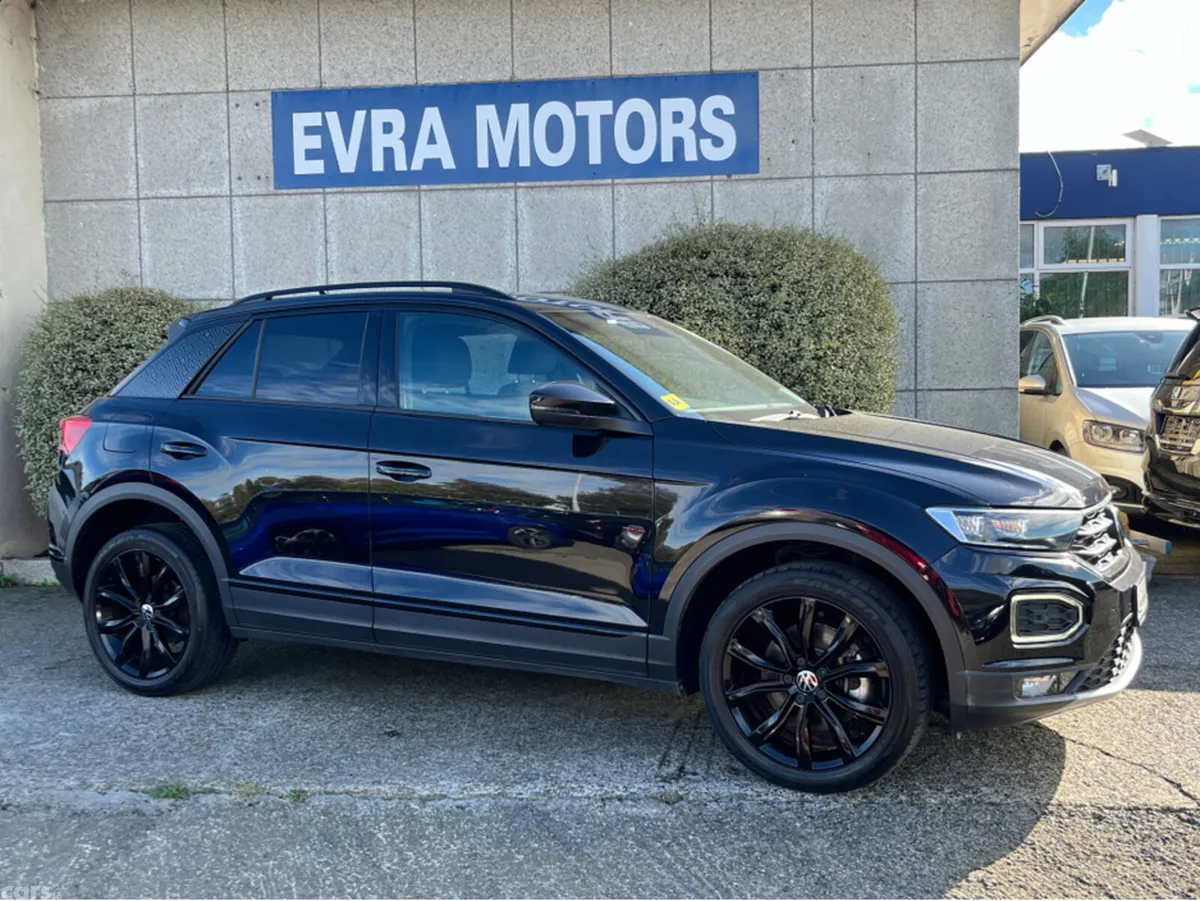 Volkswagen T-Roc SUV, Diesel, 2022, Black