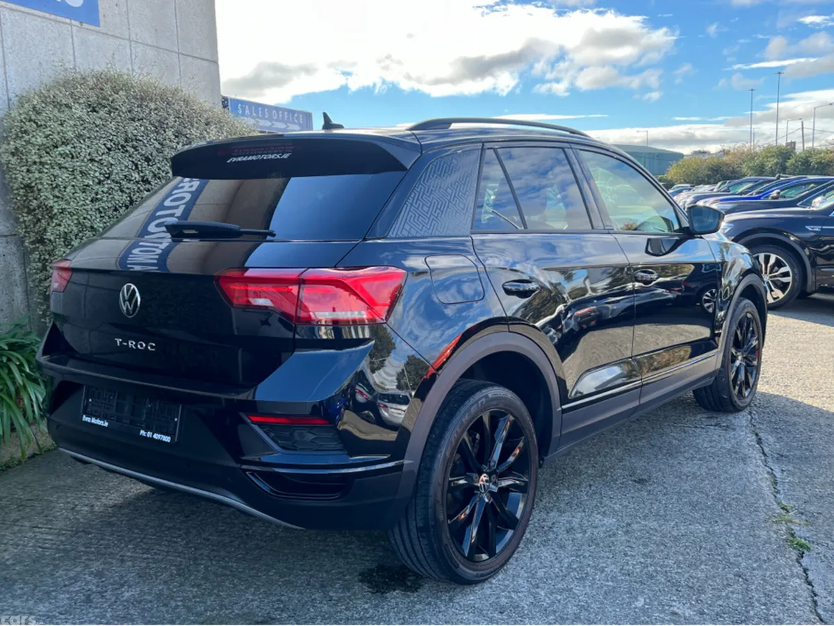 Volkswagen T-Roc SUV, Diesel, 2022, Black