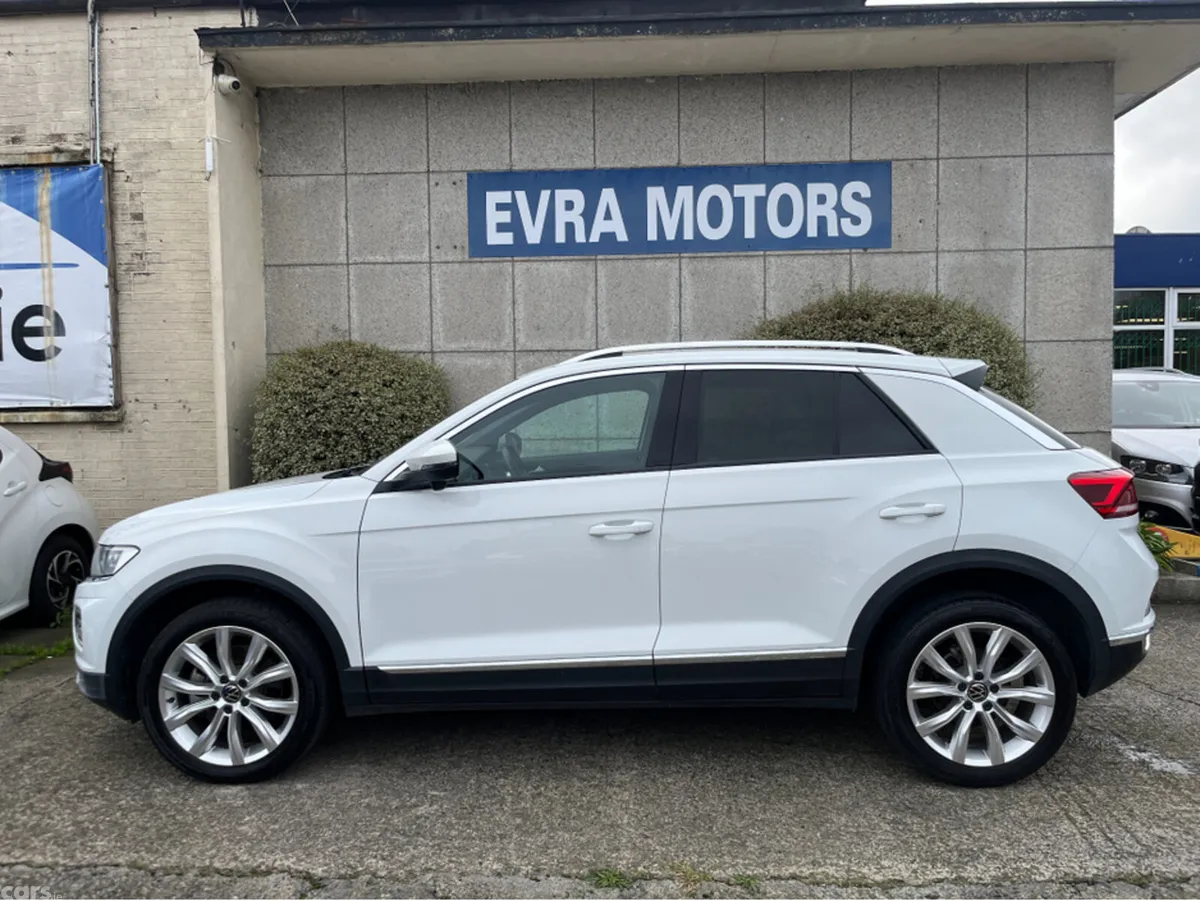 Volkswagen T-Roc SUV, Diesel, 2021, White