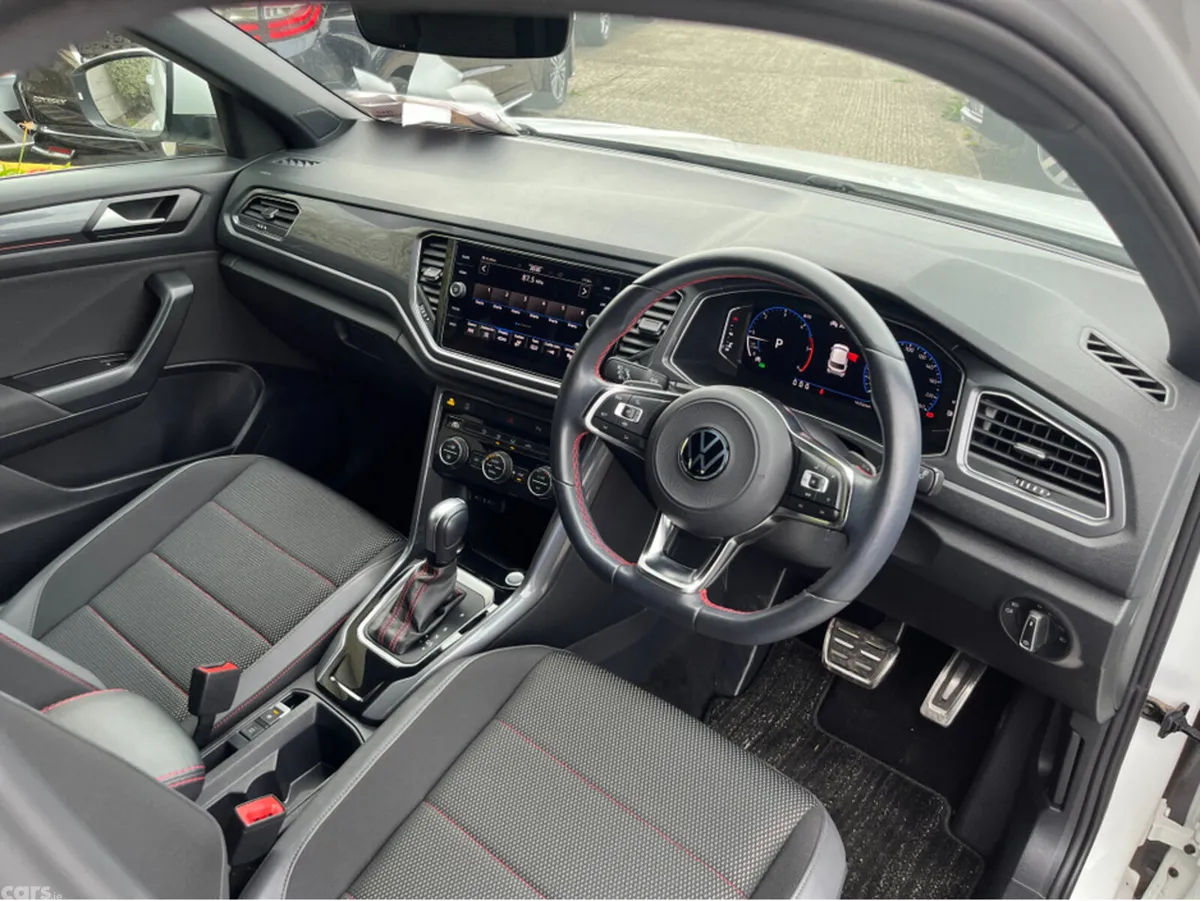 Volkswagen T-Roc SUV, Diesel, 2021, White
