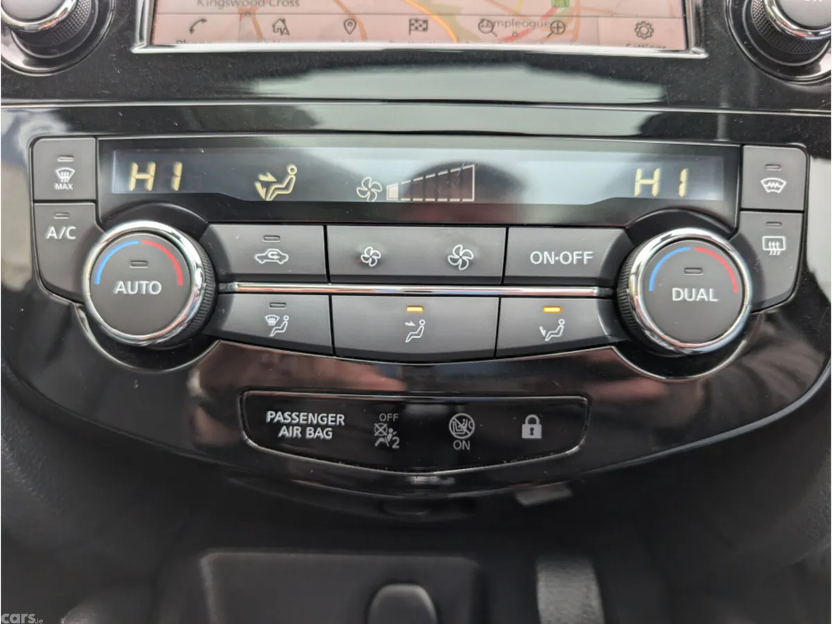 Nissan Qashqai SUV, Diesel, 2019, Black