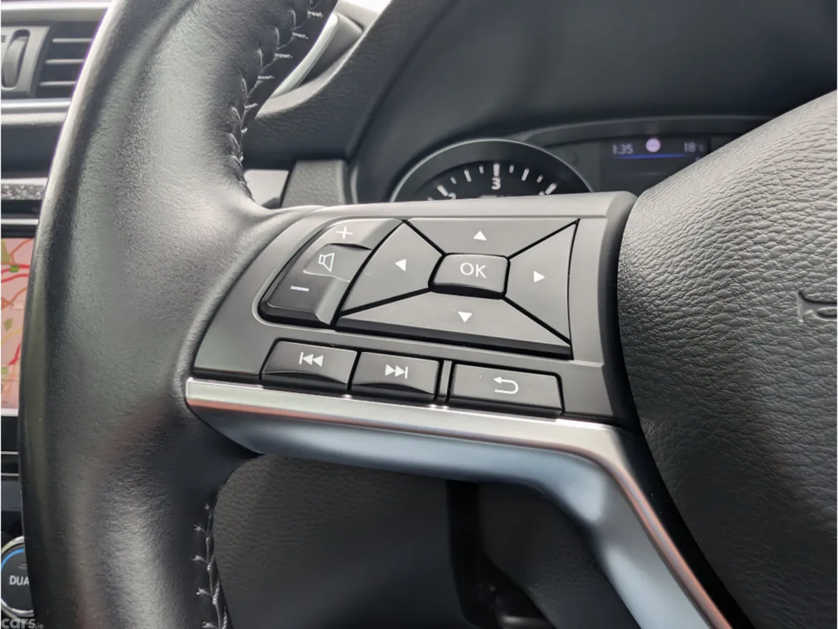 Nissan Qashqai SUV, Diesel, 2019, Black