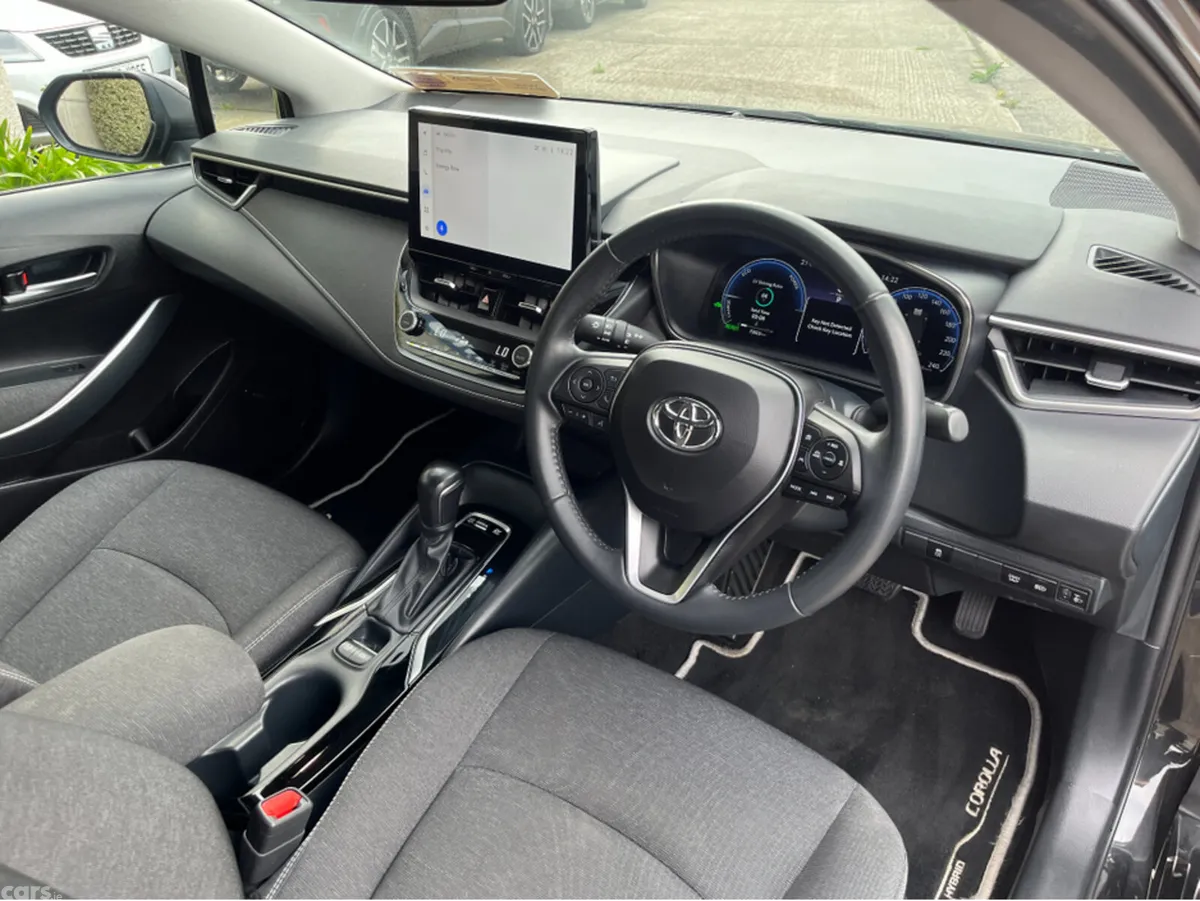 Toyota Corolla Saloon, Petrol Hybrid, 2023, Black