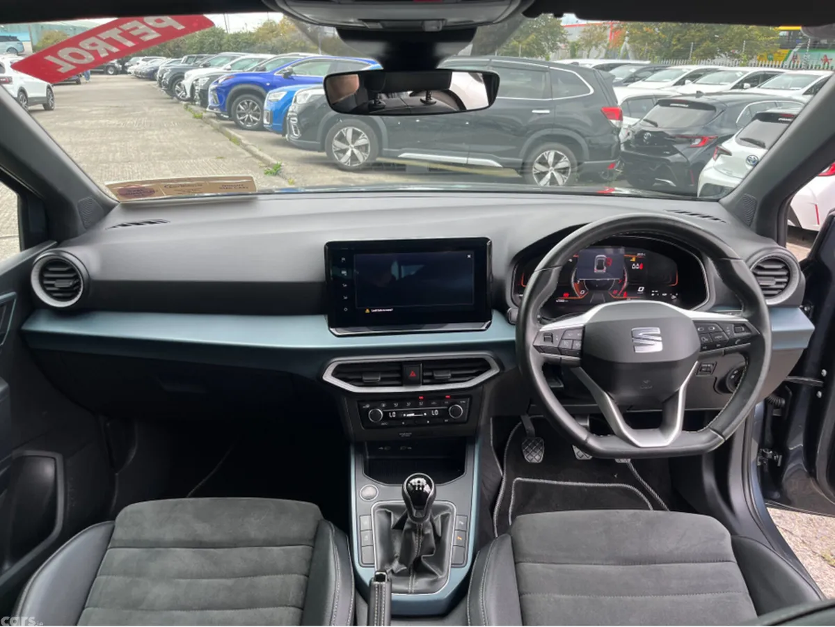 SEAT Arona SUV, Petrol, 2023, Grey
