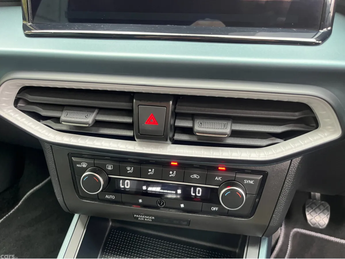 SEAT Arona SUV, Petrol, 2023, Grey