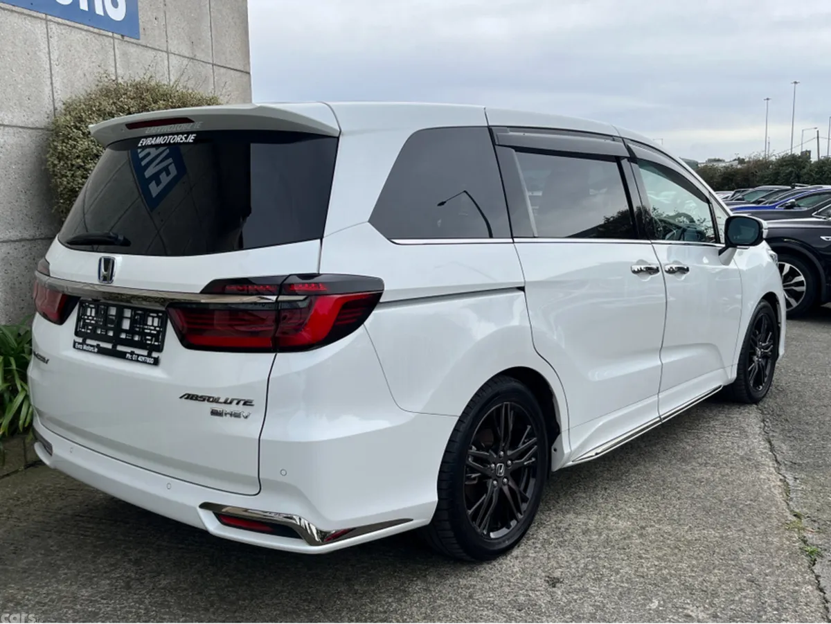 Honda Odyssey MPV, Petrol Hybrid, 2021, White