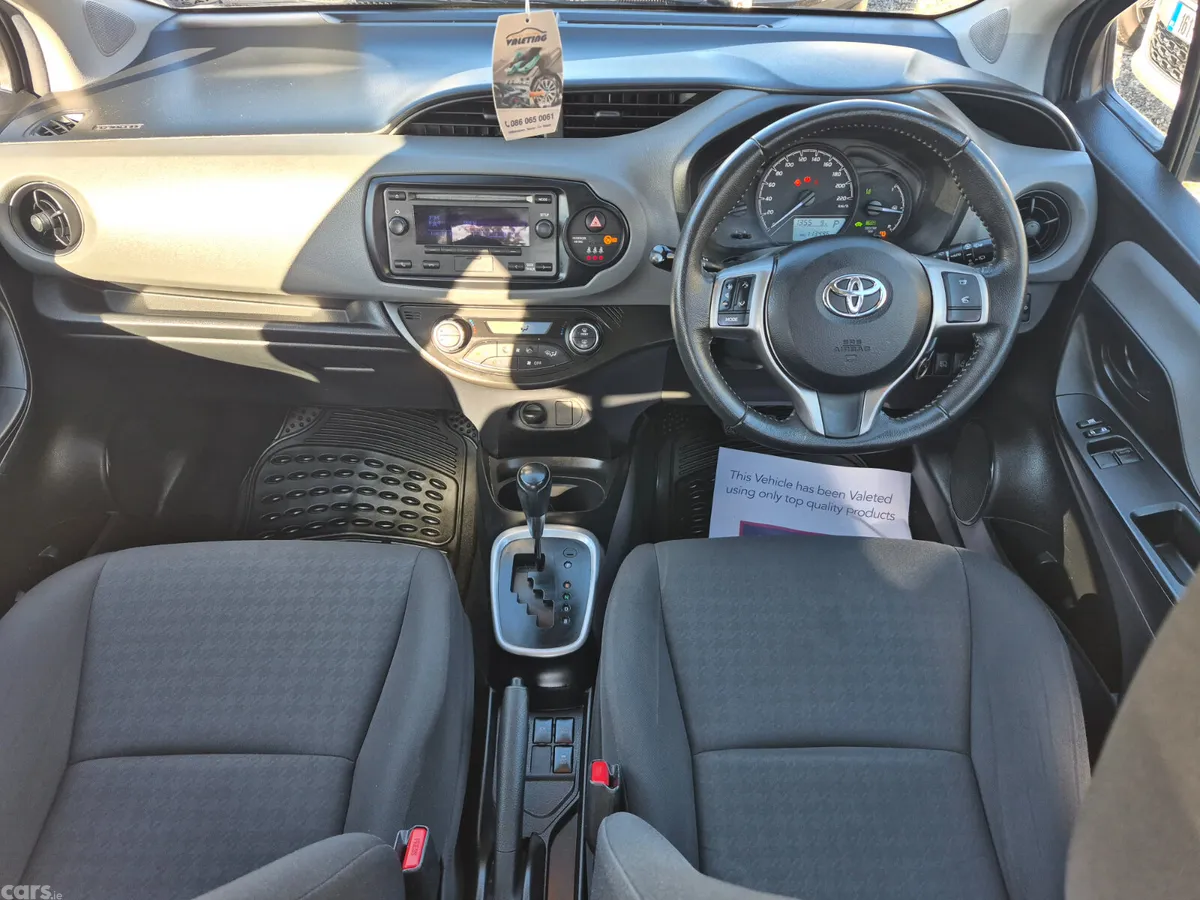 Toyota Yaris Hatchback, Petrol Hybrid, 2017, Grey