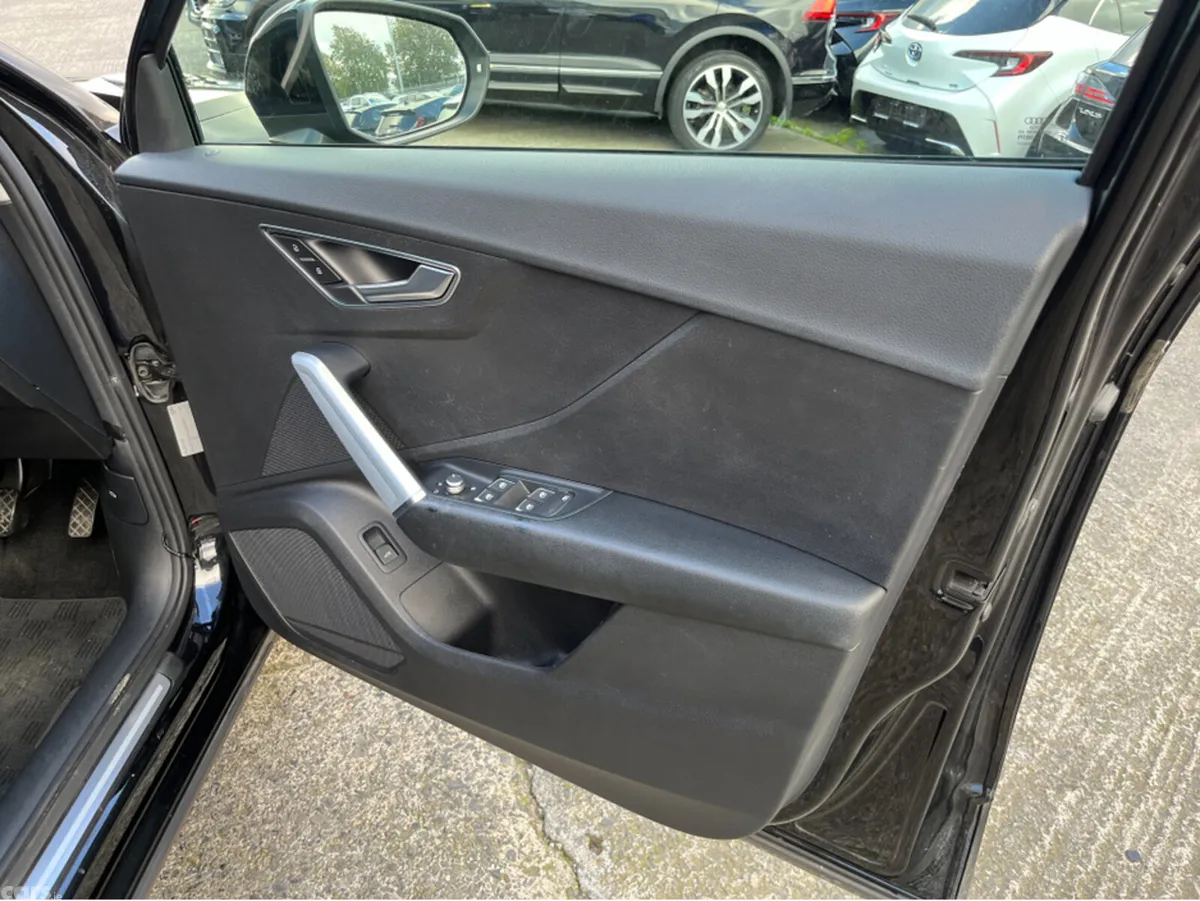 Audi Q2 SUV, Petrol, 2020, Black