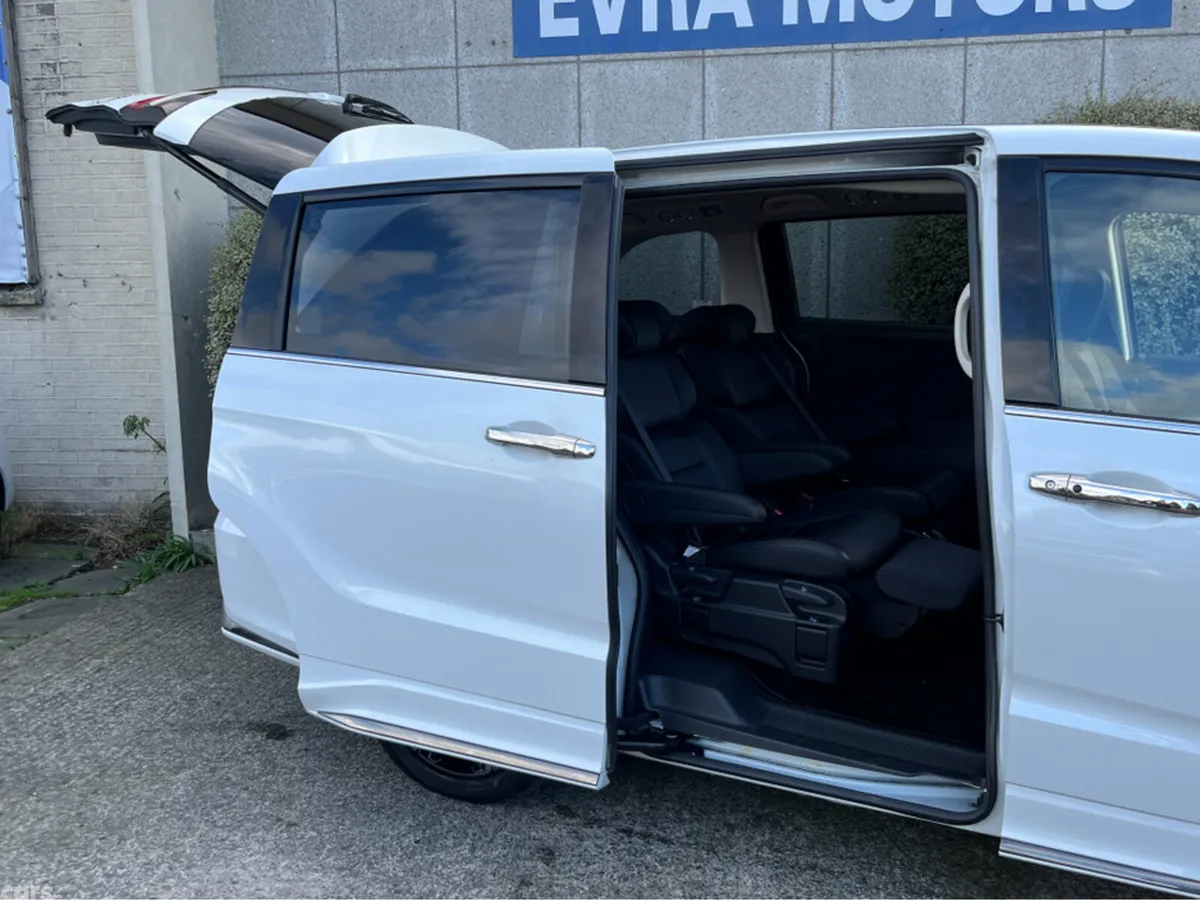 Honda Odyssey MPV, Petrol Hybrid, 2020, White