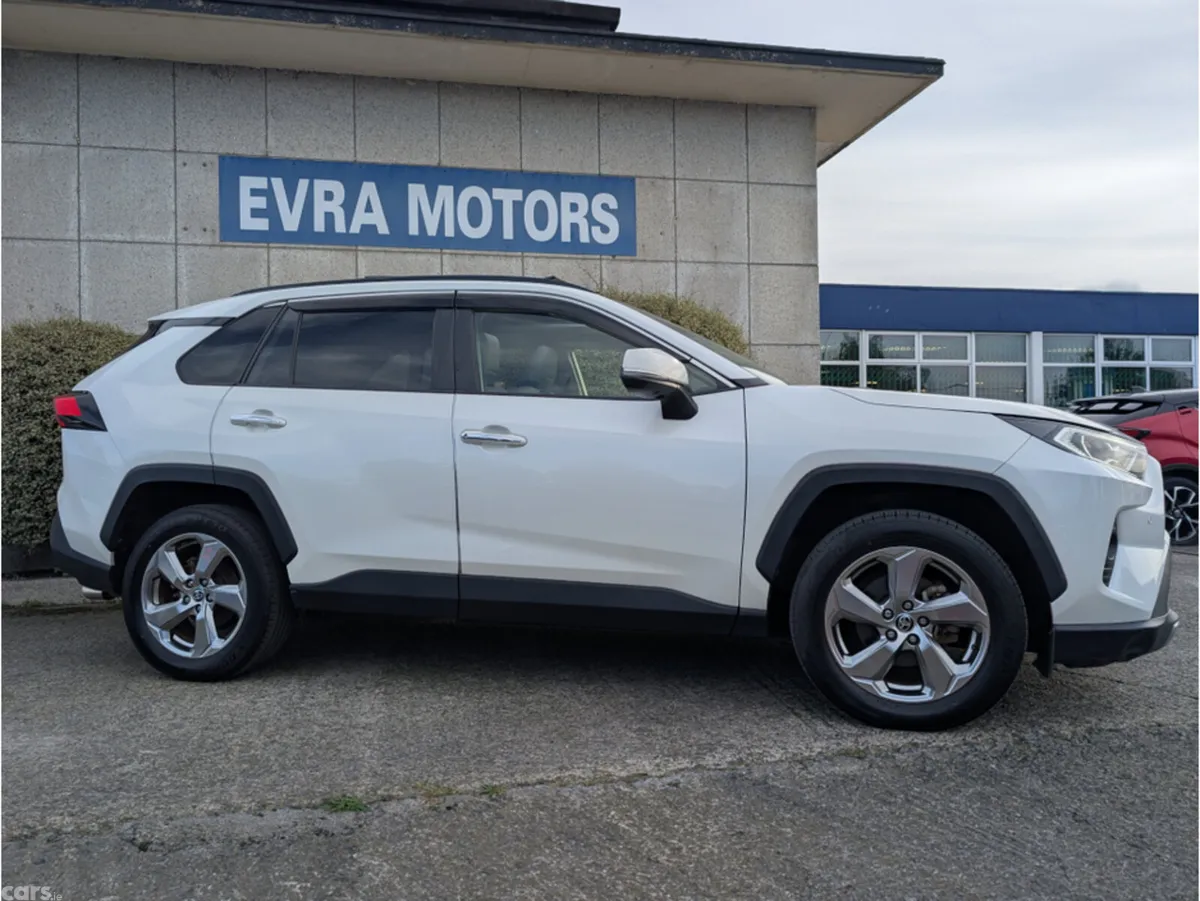 Toyota RAV4 SUV, Petrol Hybrid, 2020, White