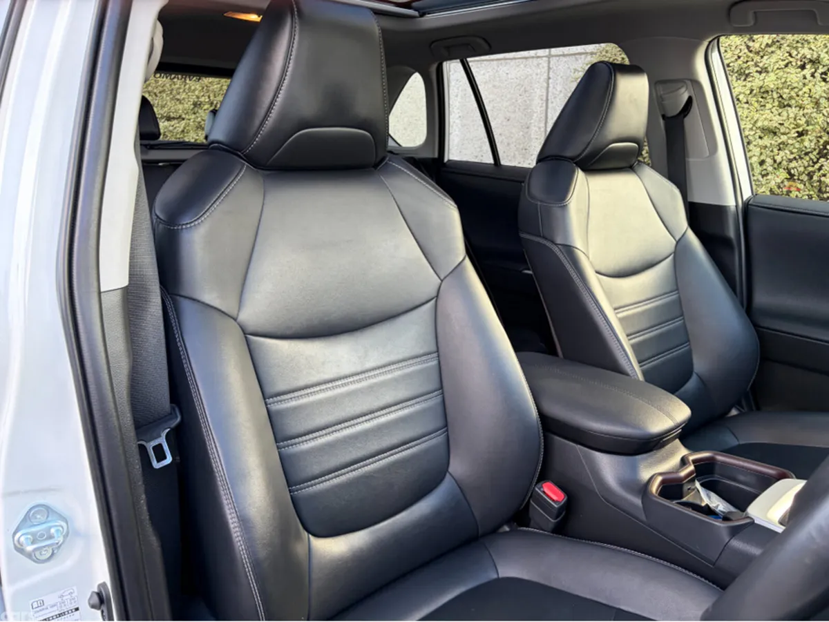 Toyota RAV4 SUV, Petrol Hybrid, 2020, White