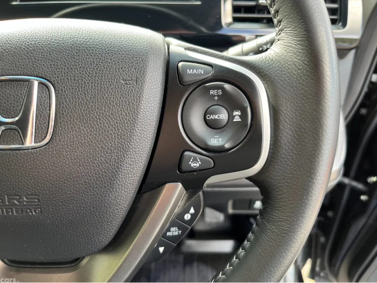 Honda Stepwagon MPV, Petrol Hybrid, 2019, Black
