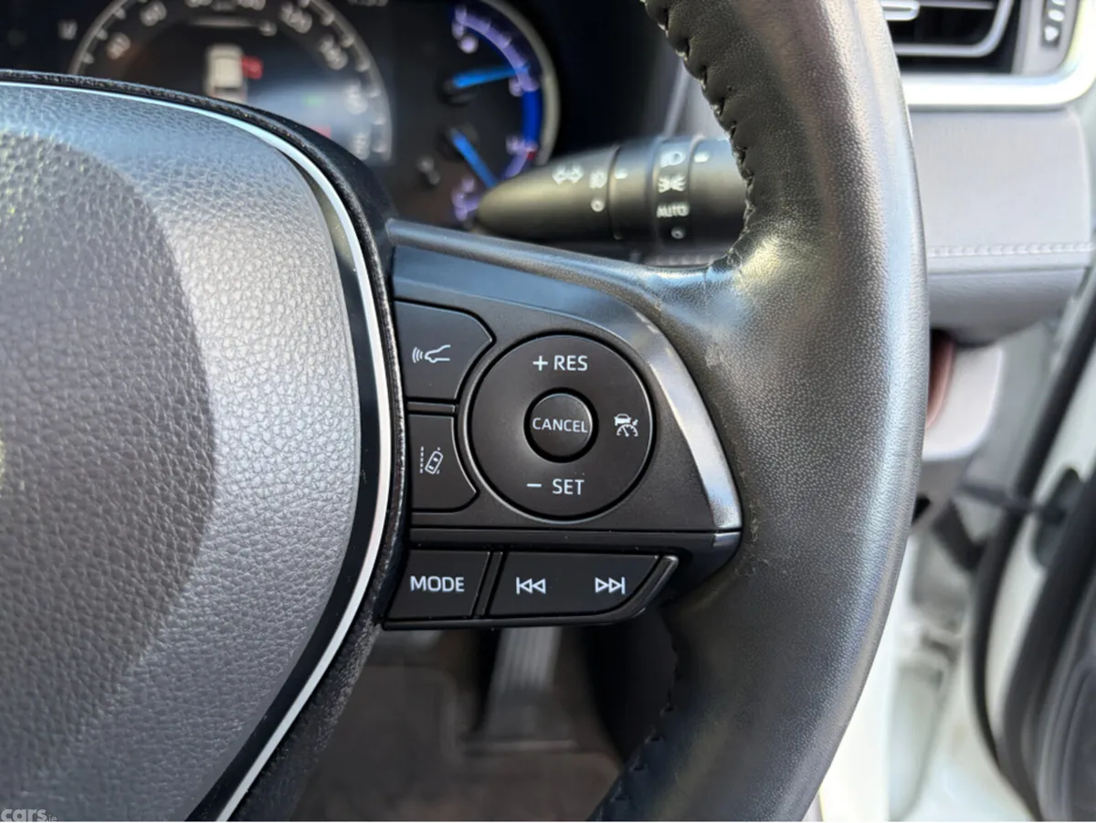 Toyota RAV4 SUV, Petrol Hybrid, 2020, White