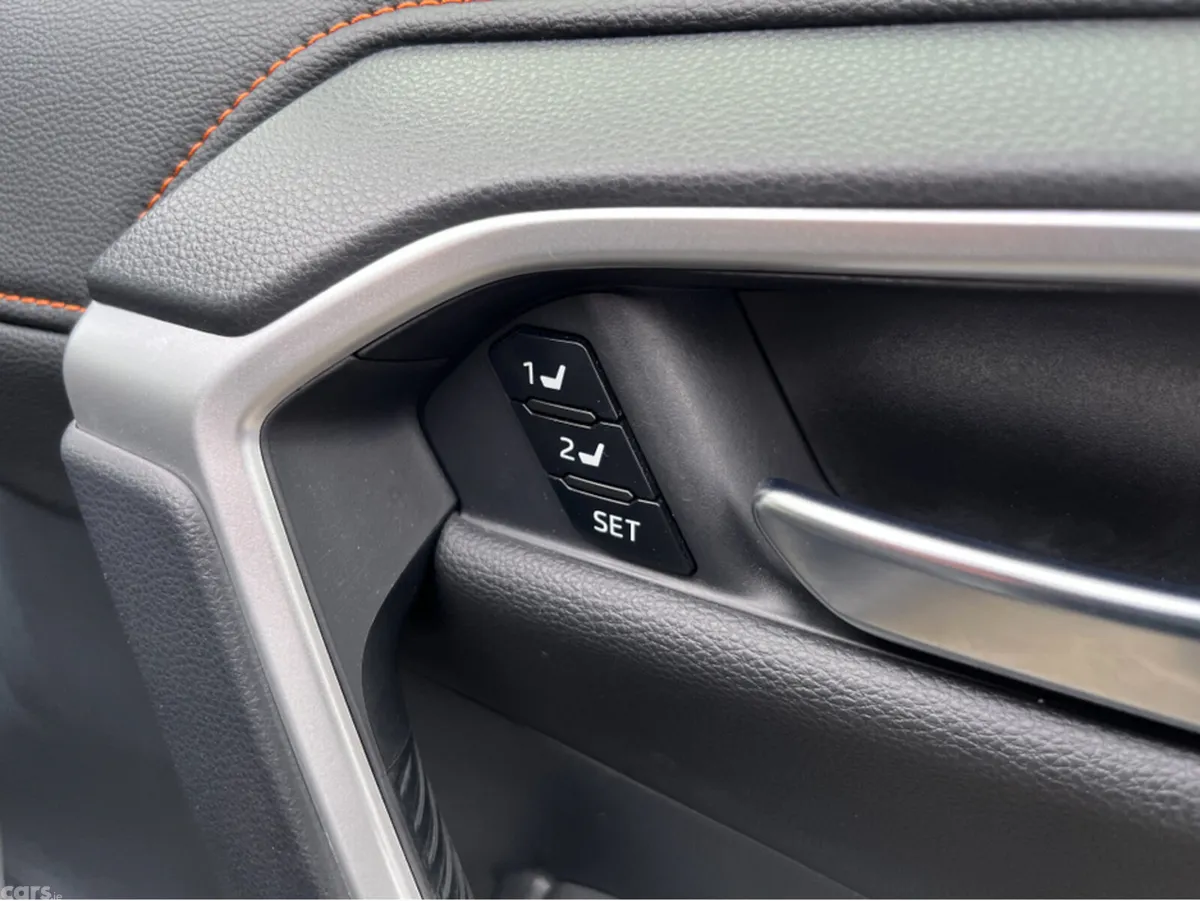 Toyota RAV4 SUV, Petrol Hybrid, 2022, Grey