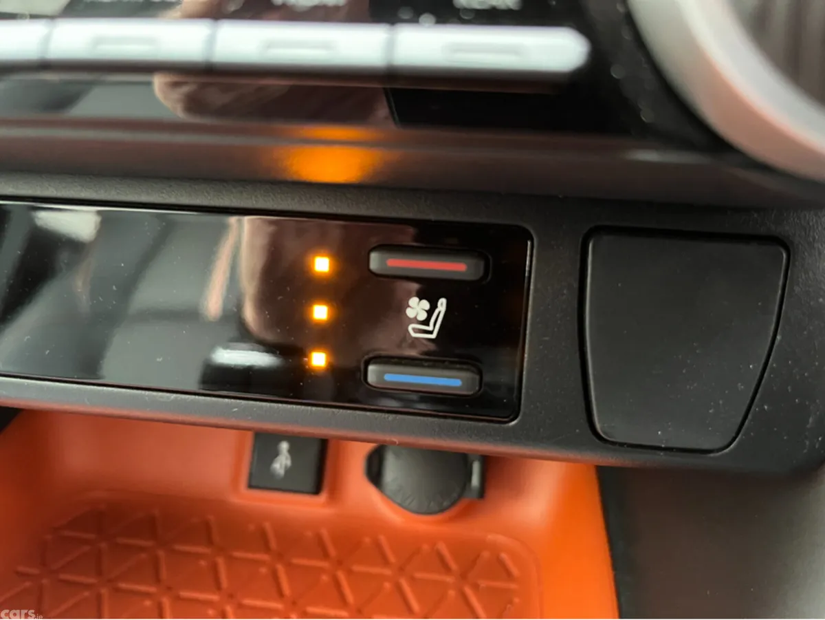 Toyota RAV4 SUV, Petrol Hybrid, 2022, Grey