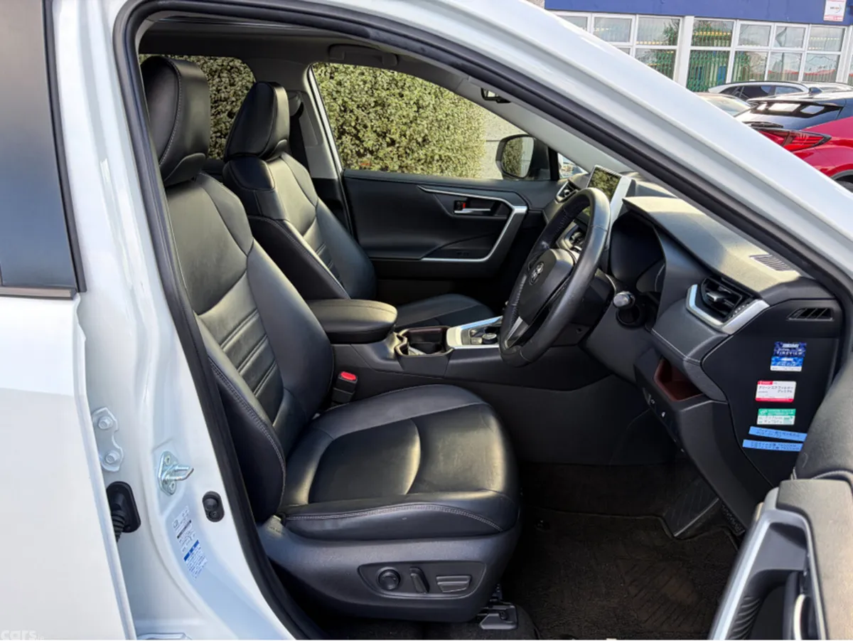 Toyota RAV4 SUV, Petrol Hybrid, 2020, White