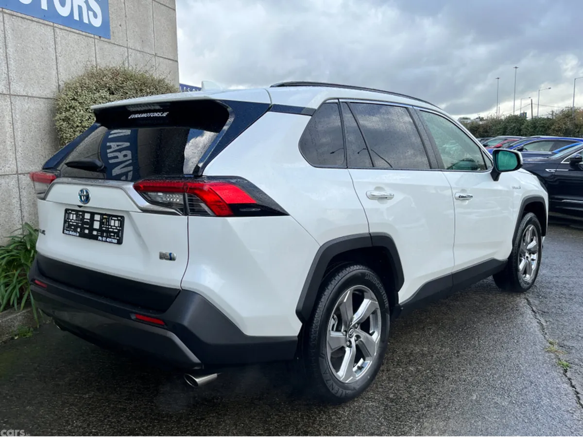 Toyota RAV4 SUV, Petrol Hybrid, 2019, White