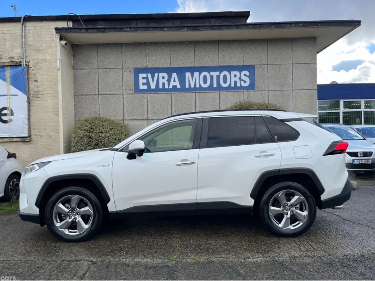 Toyota RAV4 SUV, Petrol Hybrid, 2019, White