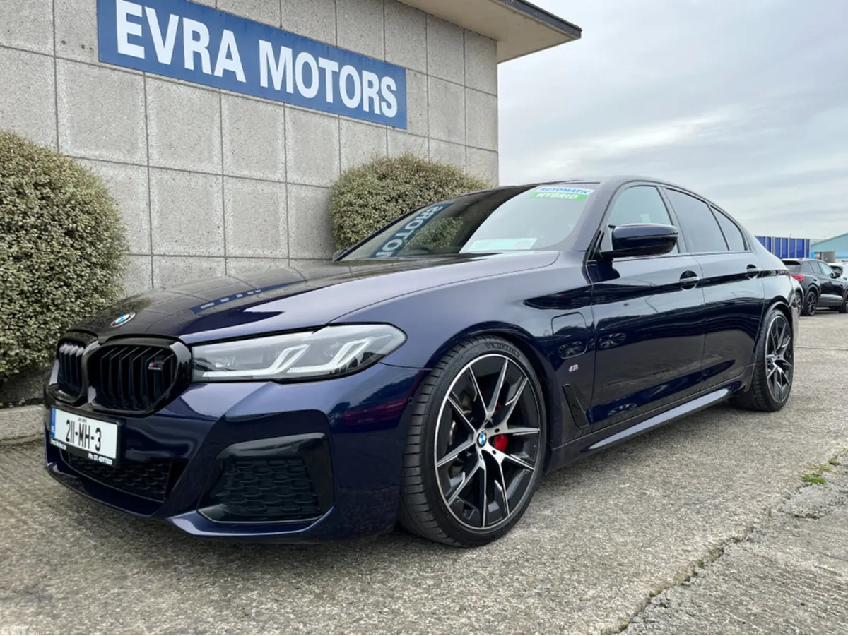 BMW 5-Series Saloon, Petrol Plug-in Hybrid, 2021, Blue