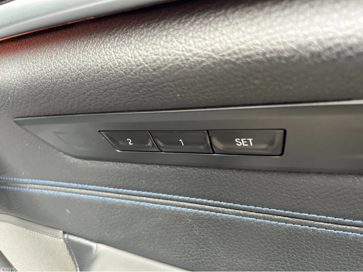 BMW 5-Series Saloon, Petrol Plug-in Hybrid, 2021, Blue