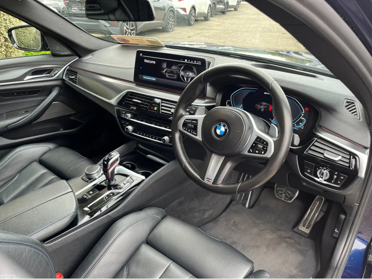 BMW 5-Series Saloon, Petrol Plug-in Hybrid, 2021, Blue