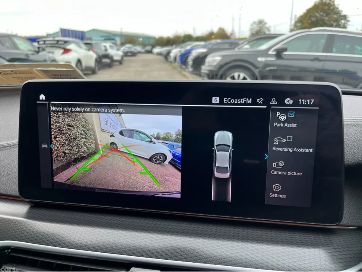 BMW 5-Series Saloon, Petrol Plug-in Hybrid, 2021, Blue