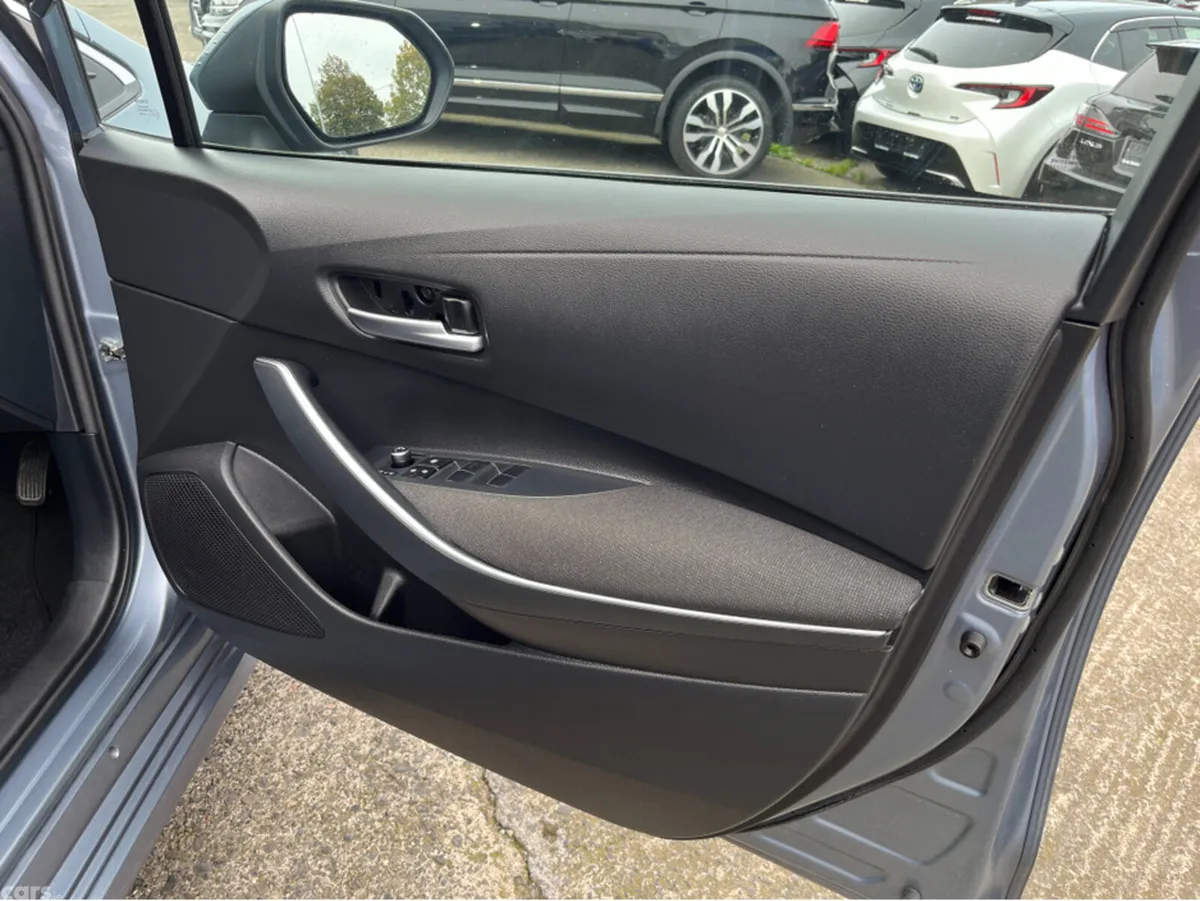 Toyota Corolla Saloon, Petrol Hybrid, 2025, Grey