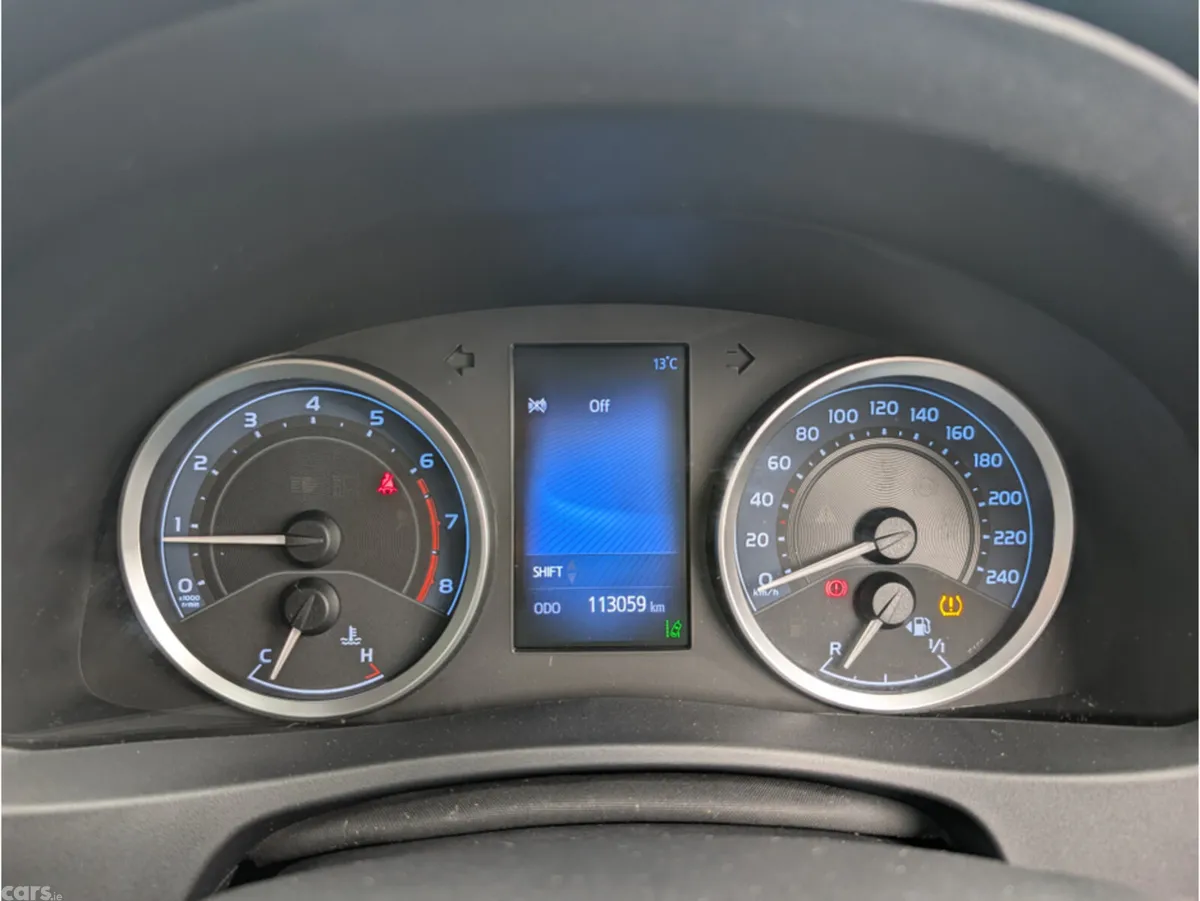 Toyota Corolla Saloon, Petrol, 2017, Grey