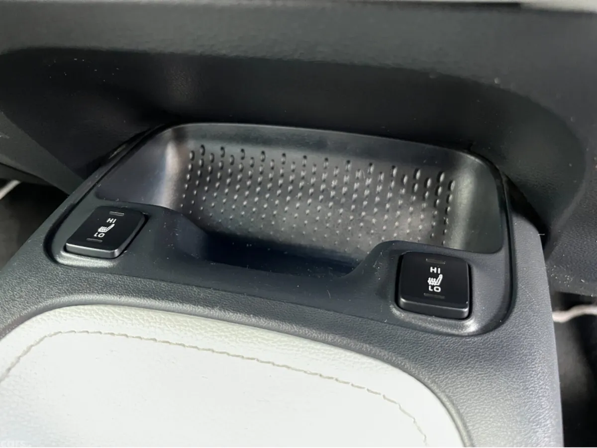 Toyota Corolla Estate, Petrol Hybrid, 2022, Black