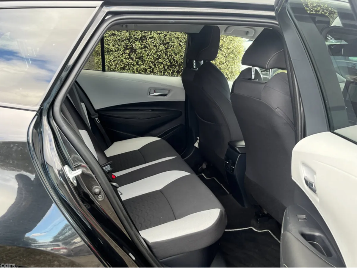 Toyota Corolla Estate, Petrol Hybrid, 2022, Black
